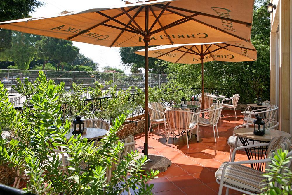 Aparthotel Chrielka 3*