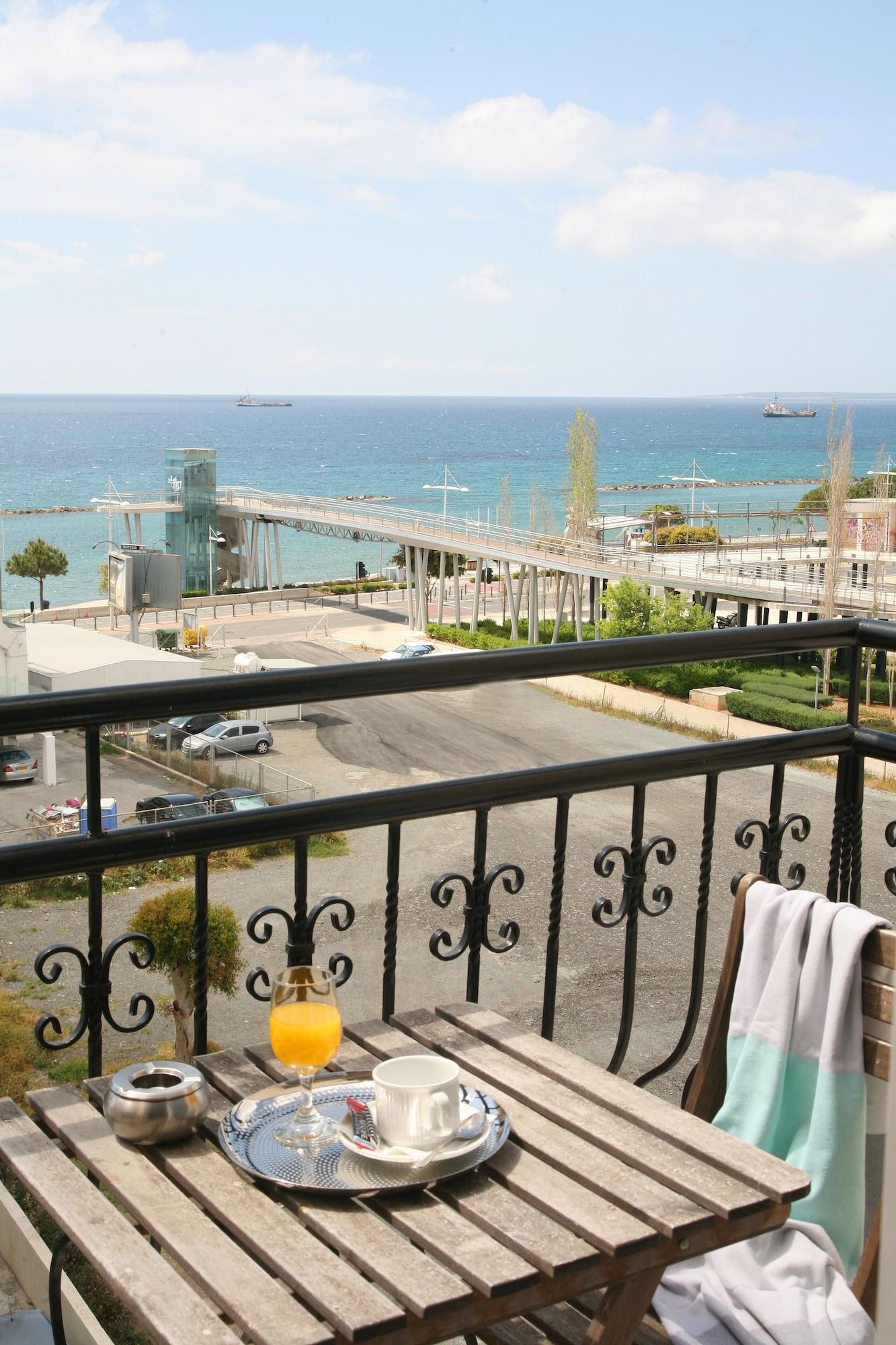 Chrielka Aparthotel Limassol
